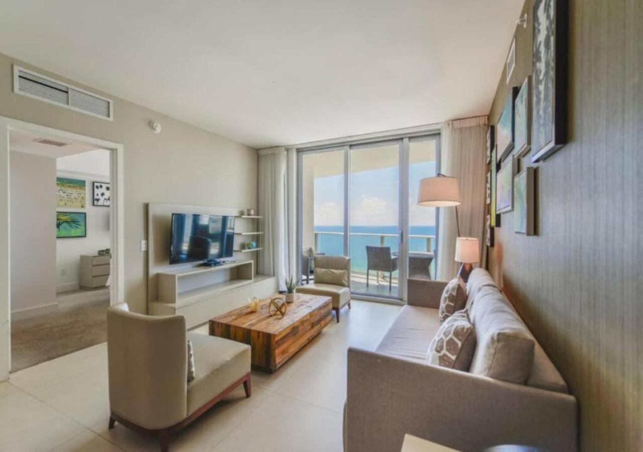 Beachfront Condo With Mesmerizing Views Hollywood Kültér fotó