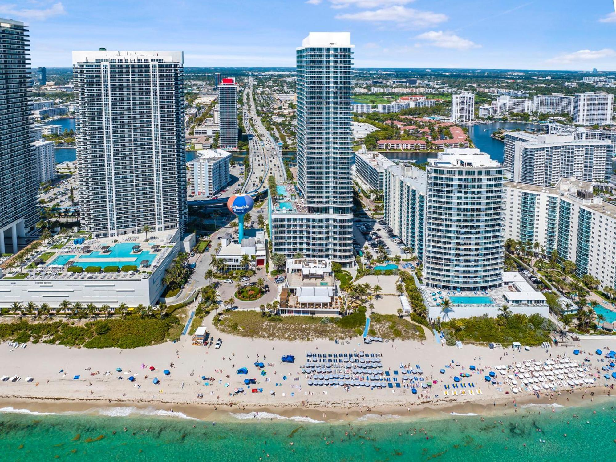 Beachfront Condo With Mesmerizing Views Hollywood Kültér fotó